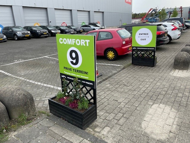 goedkoop-parkeren-eindhoven-airport-comfort-1