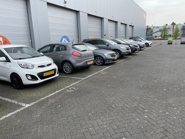 goedkoop-parkeren-eindhoven-airport-comfort-4